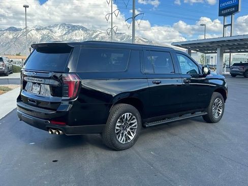 Certified 2025 Chevrolet Suburban Z71 AWD/4WD image 25