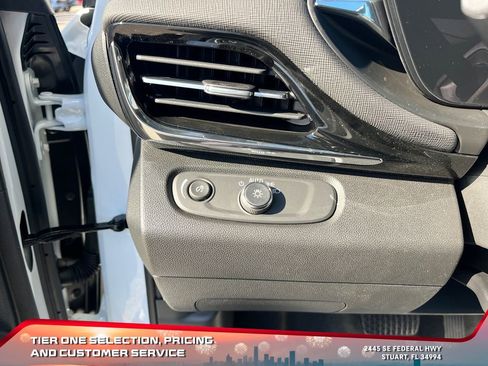 New 2026 Buick Envista Sport Touring image 24