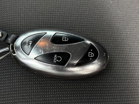 Used 2025 Hyundai Kona SEL image 22