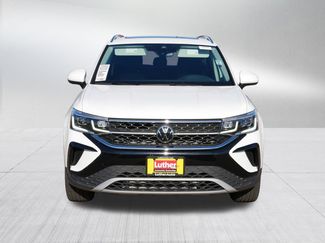 Used 2024 Volkswagen Taos SEL video 2