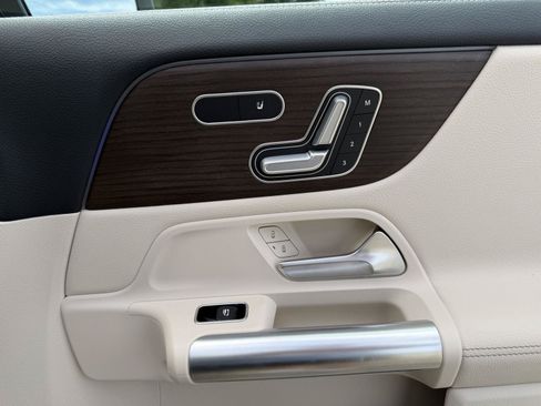 Certified 2026 Mercedes-Benz GLA 250 image 29