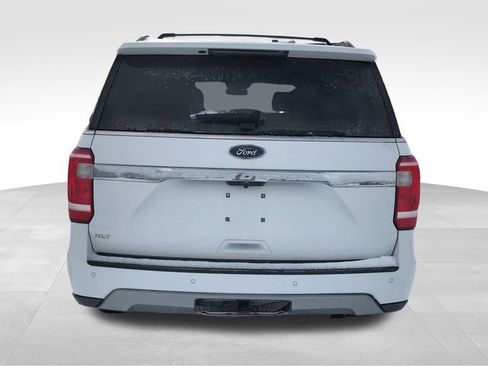 Used 2020 Ford Expedition XLT w/ Equipment Group 202A image 4