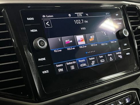 Used 2022 Volkswagen Atlas Cross Sport SE w/ Panoramic Sunroof Package AWD/4WD image 25