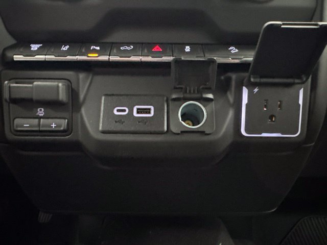 New 2026 Chevrolet Silverado 2500 Custom w/ Custom Value Package AWD/4WD image 20