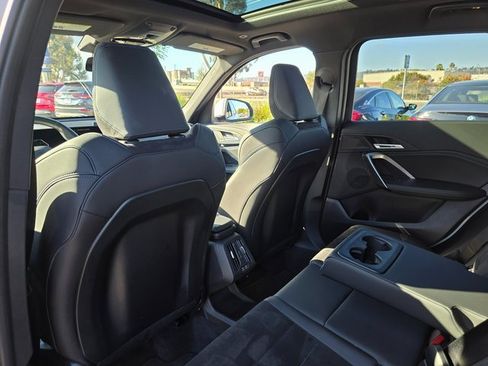 Used 2025 BMW X1 xDrive28i image 18