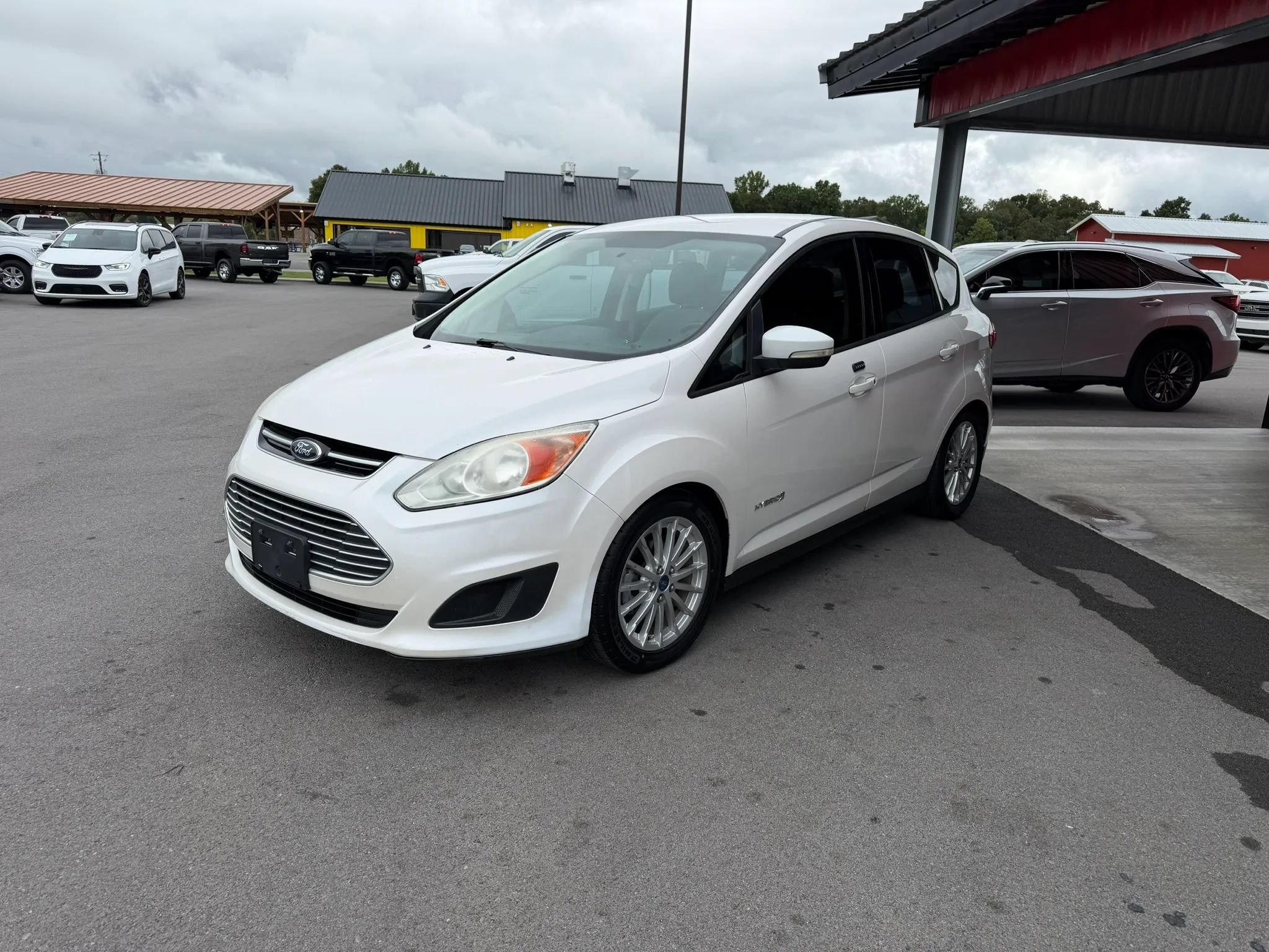 Used 2013 Ford C-MAX SE FWD image 2