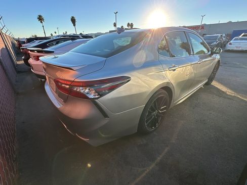Used 2023 Toyota Camry XSE image 3