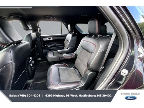 Used 2023 Ford Explorer ST-Line w/ Class IV Trailer Tow Package RWD image 19