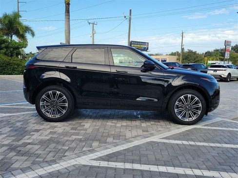 New 2026 Land Rover Range Rover Evoque S image 6