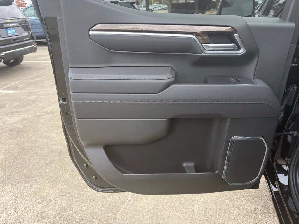 Used 2026 Chevrolet Silverado 1500 LT w/ Texas Edition Plus RWD image 27