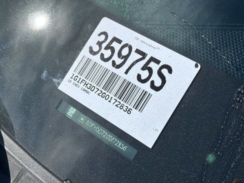 Used 2016 Chevrolet Camaro SS image 27