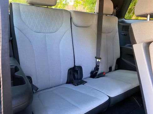 Used 2021 Hyundai Palisade SE FWD image 40
