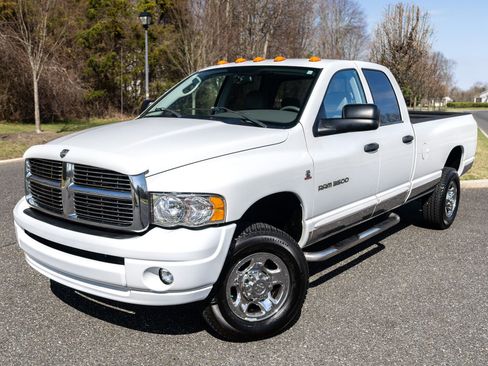 Used 2005 Dodge Ram 3500 Truck SLT image 5