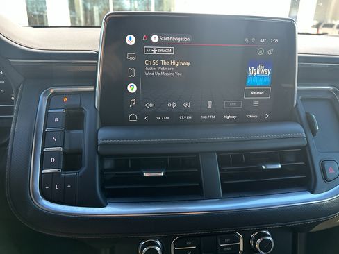 Used 2022 GMC Yukon AT4 w/ Max Trailering Package image 19