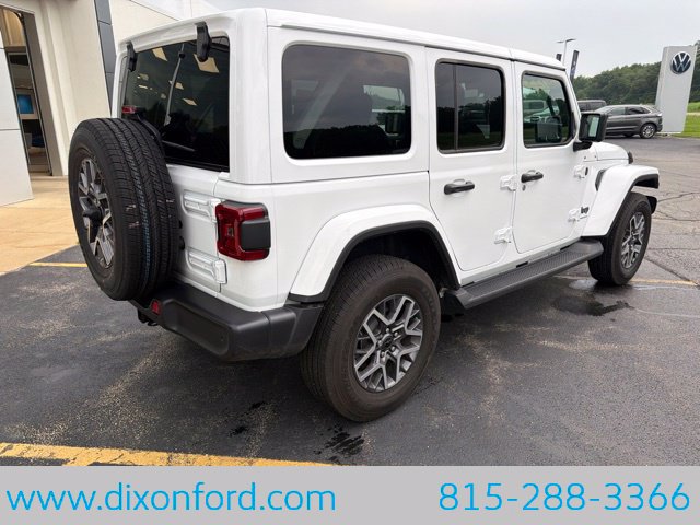 Used 2025 Jeep Wrangler Unlimited Sahara AWD/4WD image 8