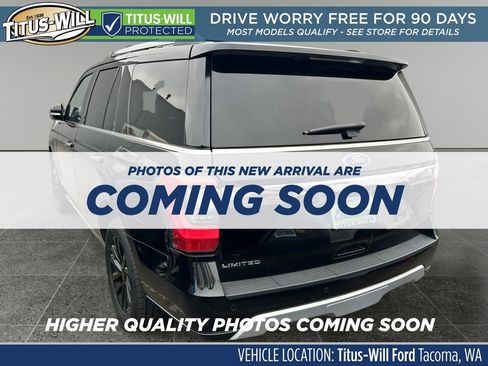 Used 2018 Ford Expedition Limited w/ Equipment Group 301A AWD/4WD image 3