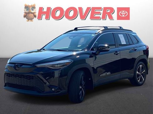 Used 2025 Toyota Corolla Cross AWD Hybrid w/ Convenience Package image 5