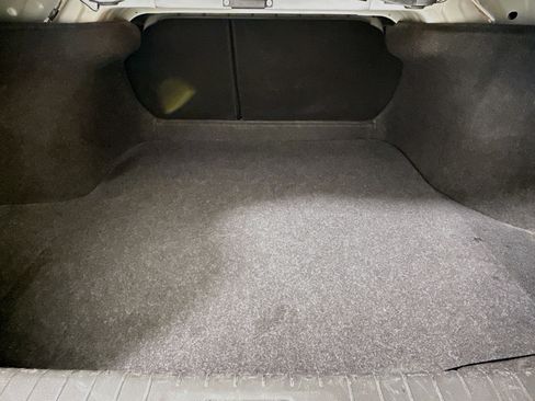 Used 2024 Nissan Sentra SV FWD image 35