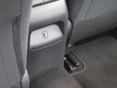 Used 2024 Nissan Sentra SV FWD image 18