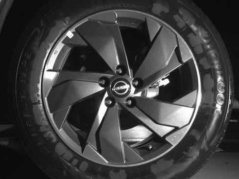 Used 2025 Nissan Rogue SV image 14