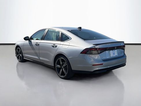 Used 2023 Honda Accord Sport image 7