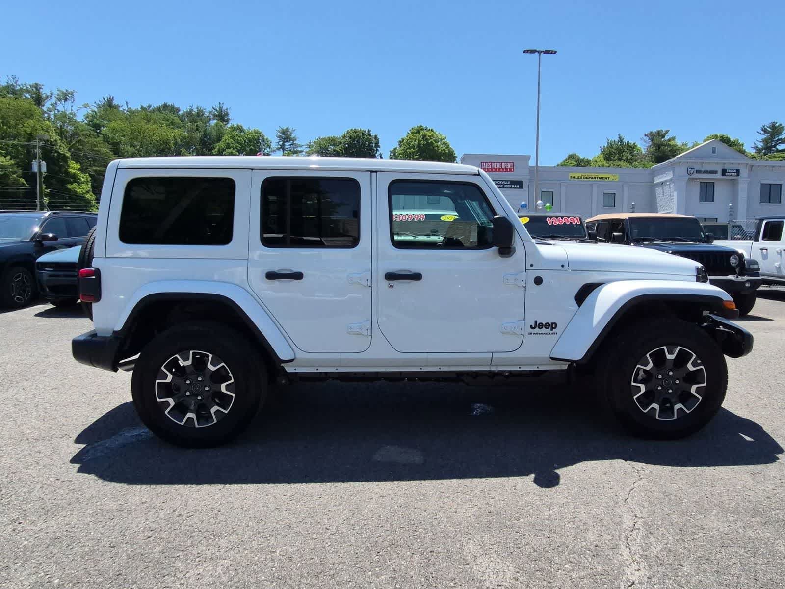 New 2026 Jeep Wrangler Unlimited Sahara w/ Safety Group AWD/4WD image 9