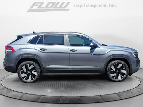 New 2025 Volkswagen Atlas Cross Sport SE image 8