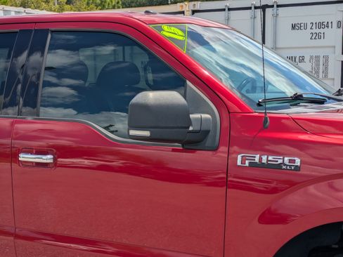 Used 2015 Ford F150 XLT w/ Equipment Group 302A Luxury AWD/4WD image 11