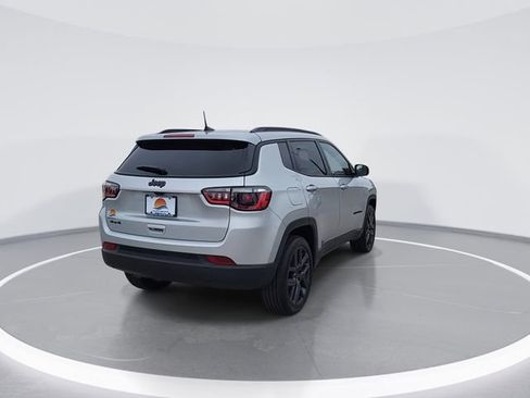 New 2026 Jeep Compass Latitude image 8