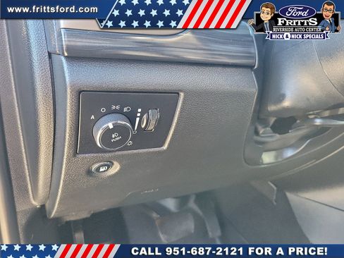 Used 2019 Jeep Grand Cherokee Altitude image 11