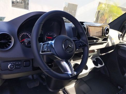 New 2025 Mercedes-Benz Sprinter 2500 image 5