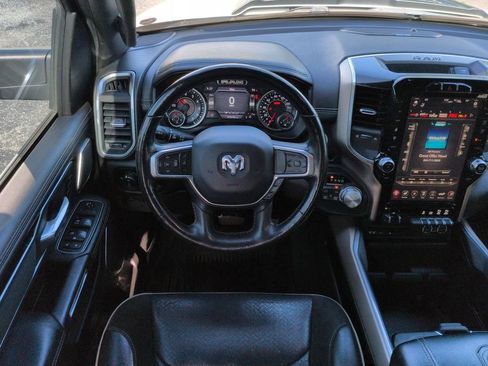 Used 2019 RAM 1500 Laramie AWD/4WD image 15