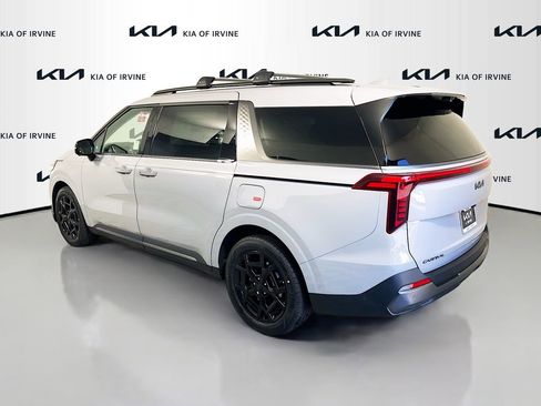New 2026 Kia Carnival SX Prestige FWD image 5