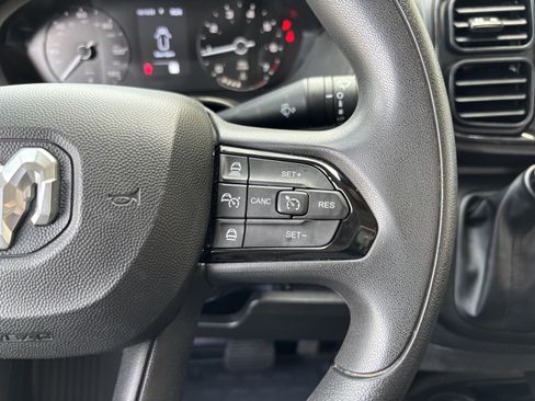 Used 2025 RAM ProMaster 2500 w/ Convenience Group FWD image 20