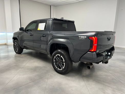 Used 2024 Toyota Tacoma TRD Sport RWD image 9