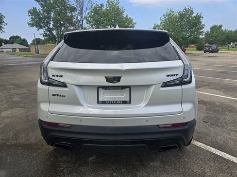 Used 2021 Cadillac XT4 Sport w/ Cold Weather Package FWD image 5