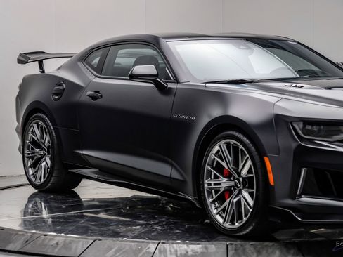 Used 2024 Chevrolet Camaro ZL1 RWD image 34