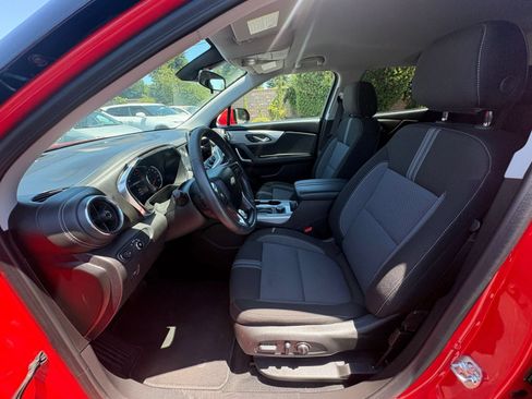 Used 2025 Chevrolet Blazer LT FWD image 29