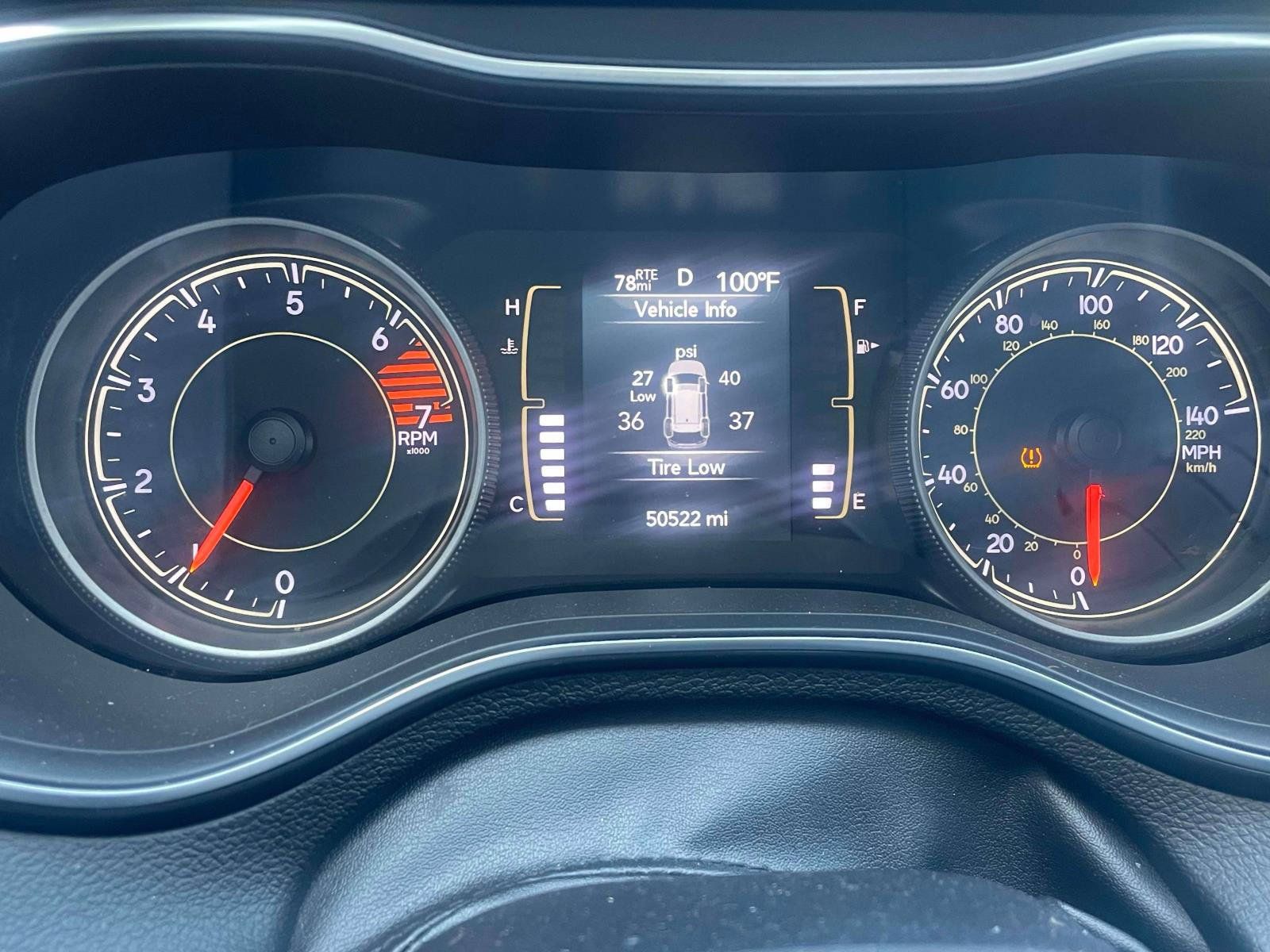 Used 2020 Jeep Cherokee Latitude FWD image 20