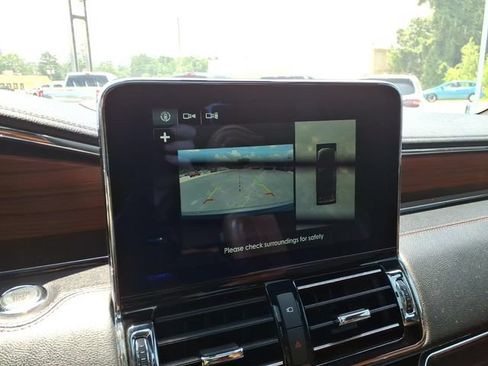 Used 2019 Lincoln Navigator Reserve AWD/4WD image 27