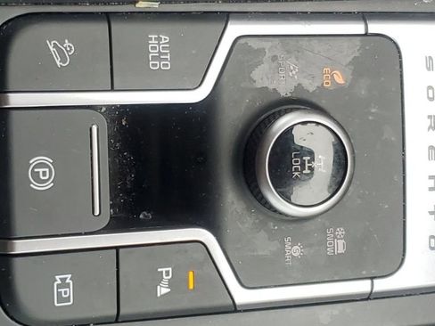 Used 2025 Kia Sorento EX w/ EX Panoramic Sunroof Package AWD/4WD image 25