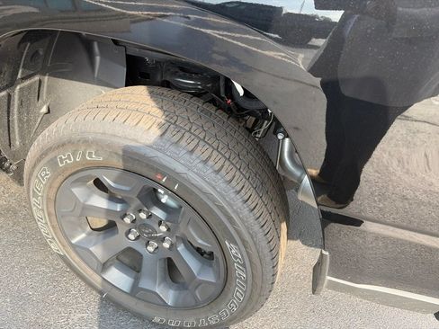 Used 2026 RAM 1500 Express AWD/4WD image 12