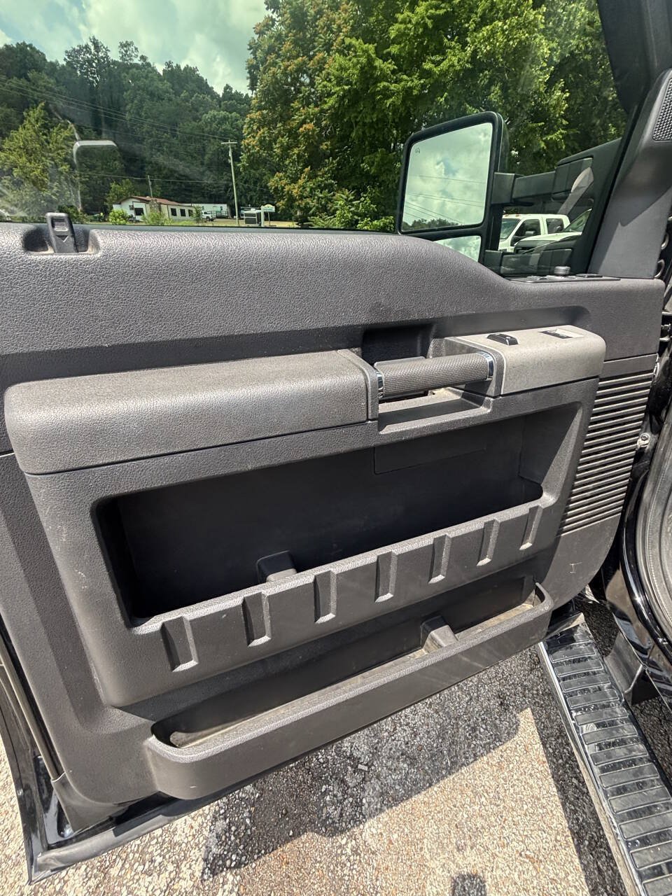 Used 2016 Ford F250 Lariat w/ Chrome Package AWD/4WD image 10