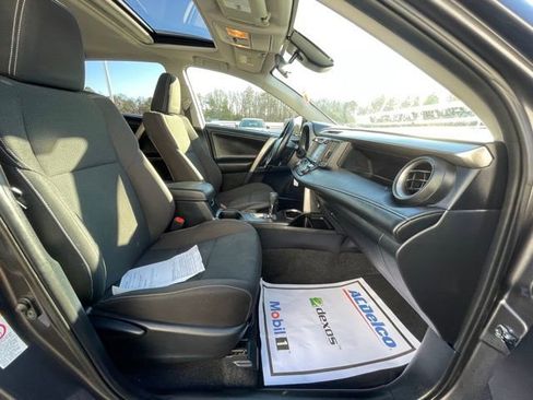 Used 2017 Toyota RAV4 XLE image 20