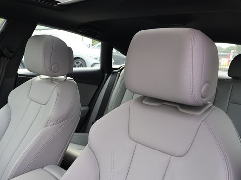 Used 2019 Audi A5 2.0T Premium Plus AWD/4WD image 11