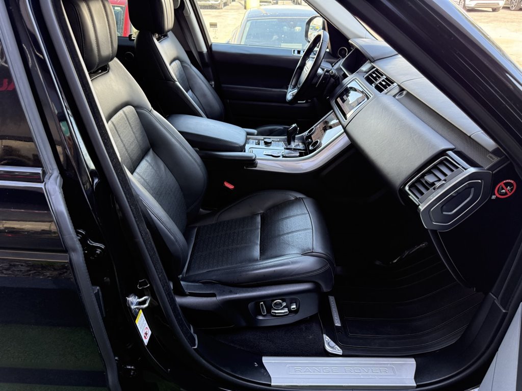 Used 2018 Land Rover Range Rover Sport HSE Dynamic AWD/4WD image 16