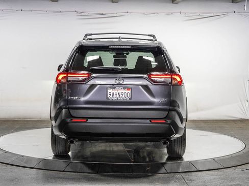 Certified 2025 Toyota RAV4 XLE w/ Convenience Package AWD/4WD image 4