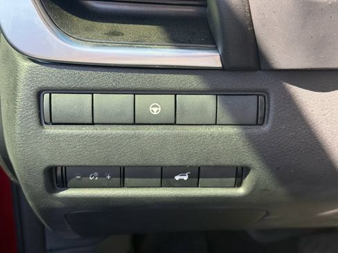 Certified 2023 Nissan Rogue SV w/ SV Premium Package image 7