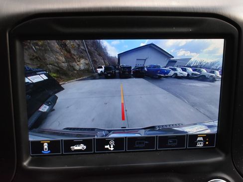 Used 2022 GMC Sierra 2500 AT4 image 27