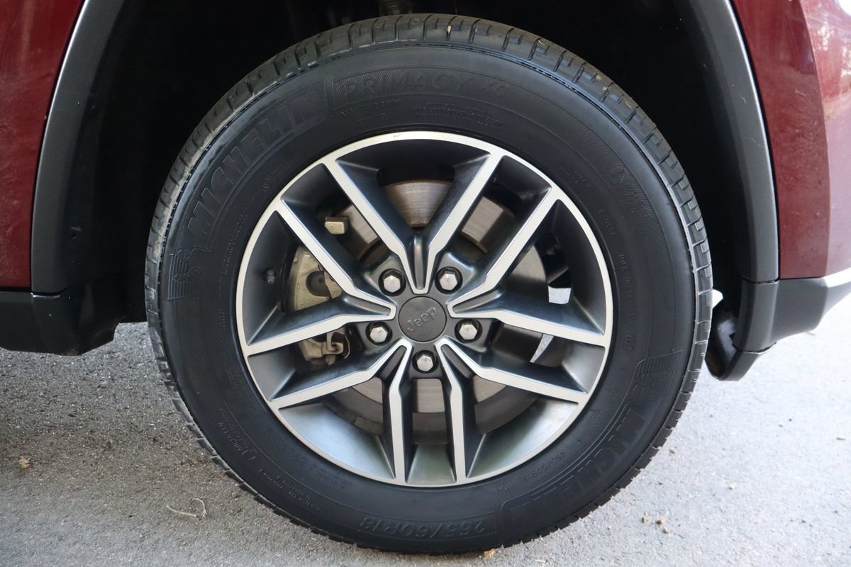 Used 2021 Jeep Grand Cherokee Limited AWD/4WD image 44